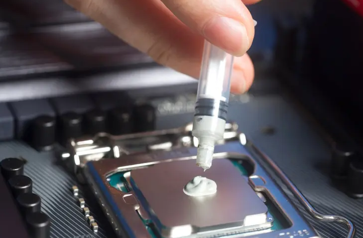 Applying thermal paste to boost pc performance